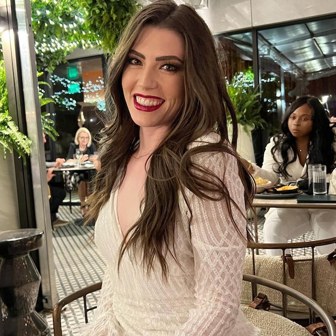 TikToker Reveals Divorce "Hard Launch" By Joining The Bachelor TikToker Reveals Divorce